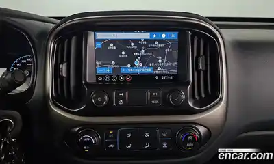 Chevrolet Colorado 2021 3.6 Автомат в Москве № 37110, миниатюра 2