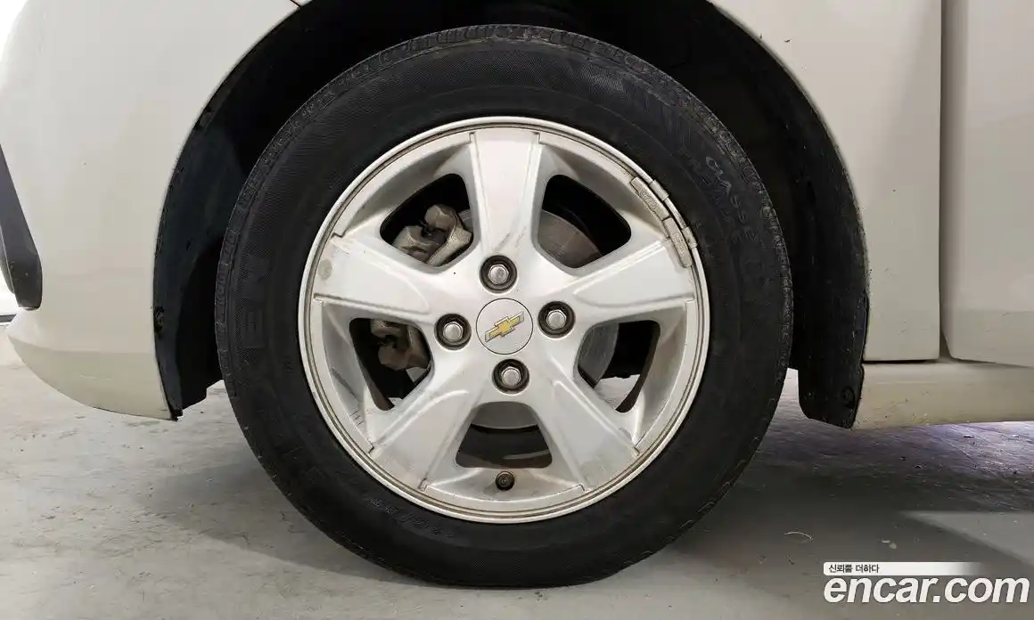 Chevrolet Spark 2017 1.0 Робот в Москве № 38364, фото 18