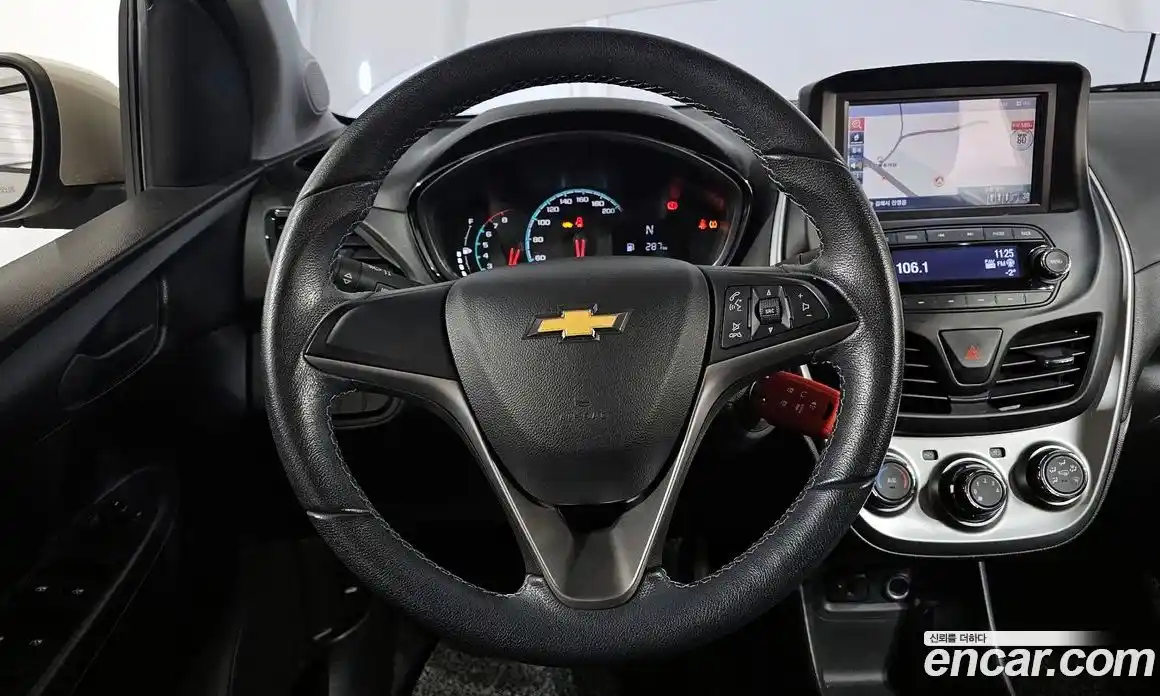 Chevrolet Spark 2017 1.0 Робот в Москве № 38364, фото 4