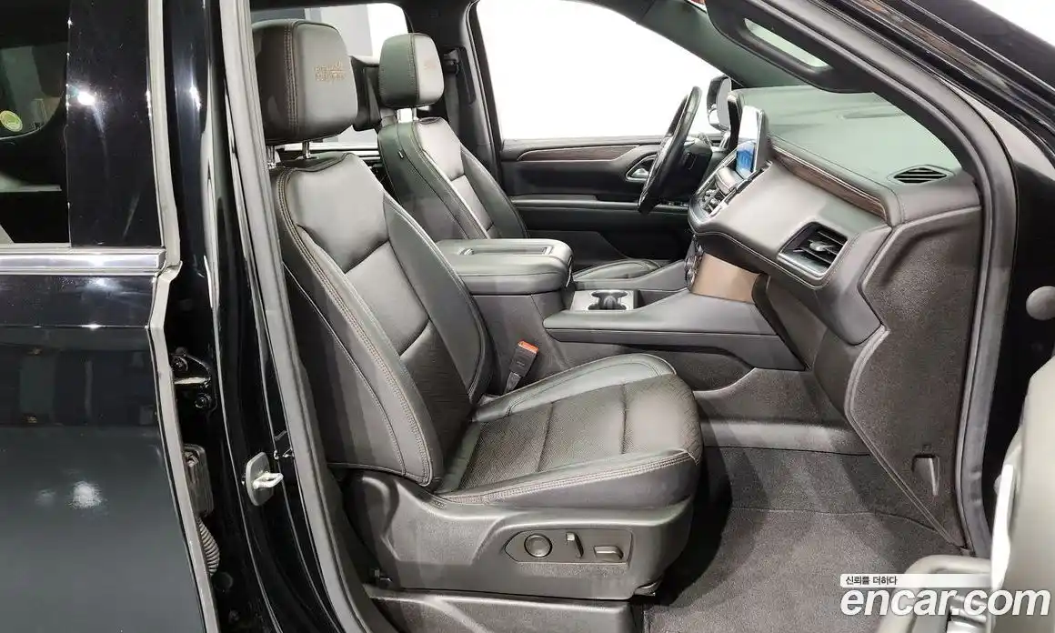 Chevrolet Tahoe 2022 6.2 Автомат в Москве № 38917, фото 17