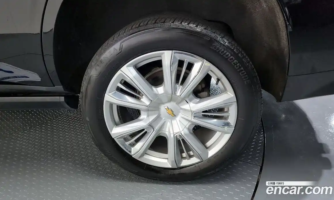 Chevrolet Tahoe 2022 6.2 Автомат в Москве № 38917, фото 8