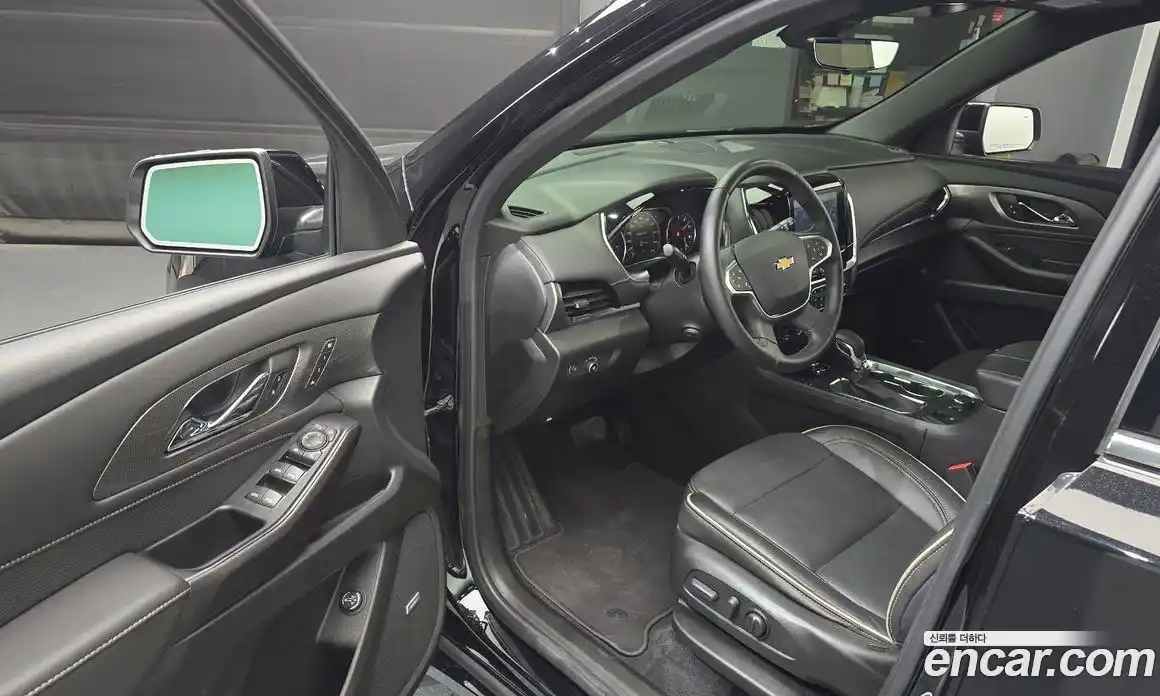 Chevrolet Traverse 2023 3.6 Автомат в Москве № 39804, фото 3
