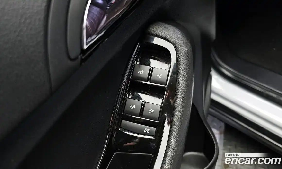 Chevrolet Orlando 2016 1.6 Автомат в Москве № 40992, фото 2