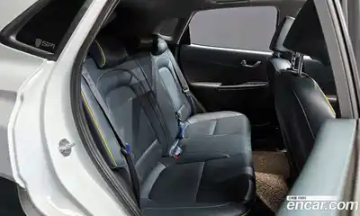 Hyundai Kona 2018 1.6 Автомат в Москве № 43587, миниатюра 2