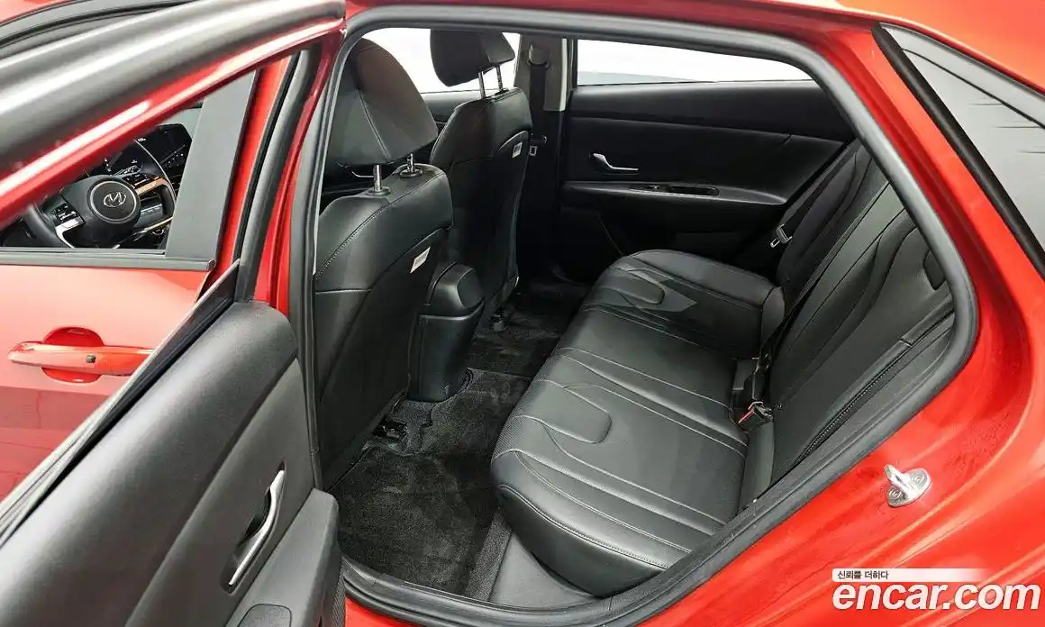 Hyundai Avante 2021 1.6 Автомат в Москве № 46069, фото 18