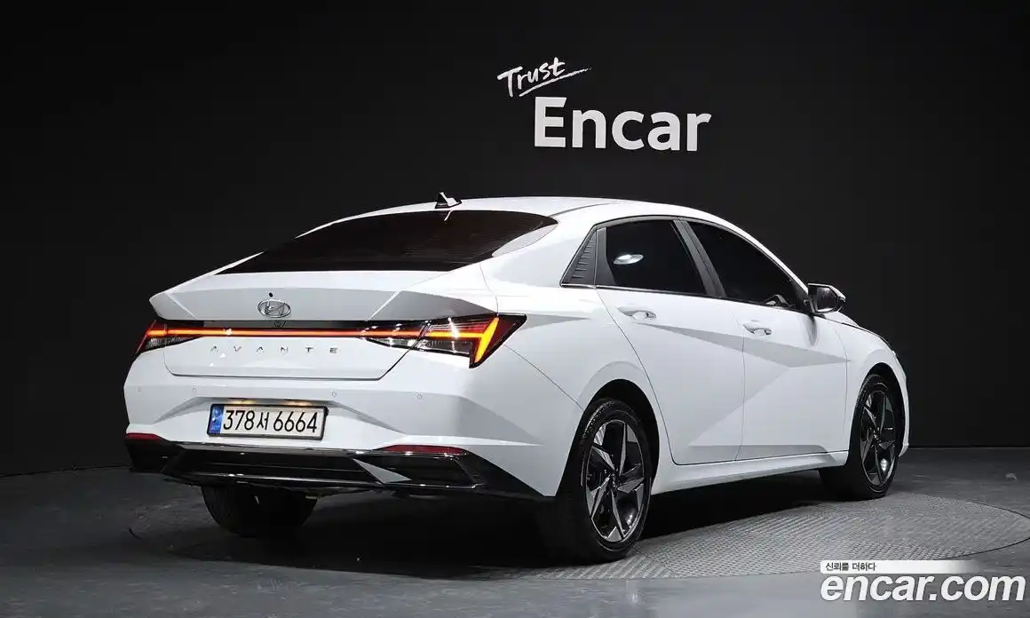 Hyundai Avante 2023 1.6 Автомат в Москве № 47259, фото 11