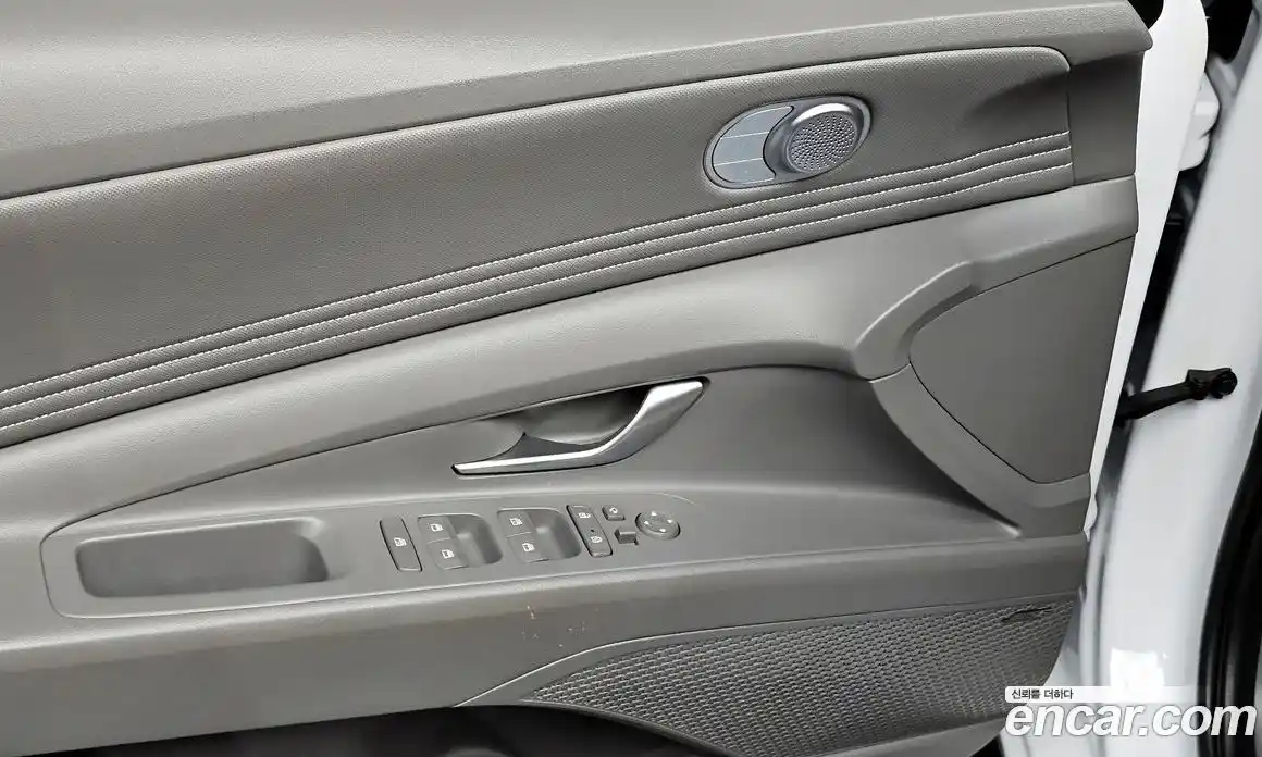 Hyundai Avante 2023 1.6 Автомат в Москве № 47259, фото 4