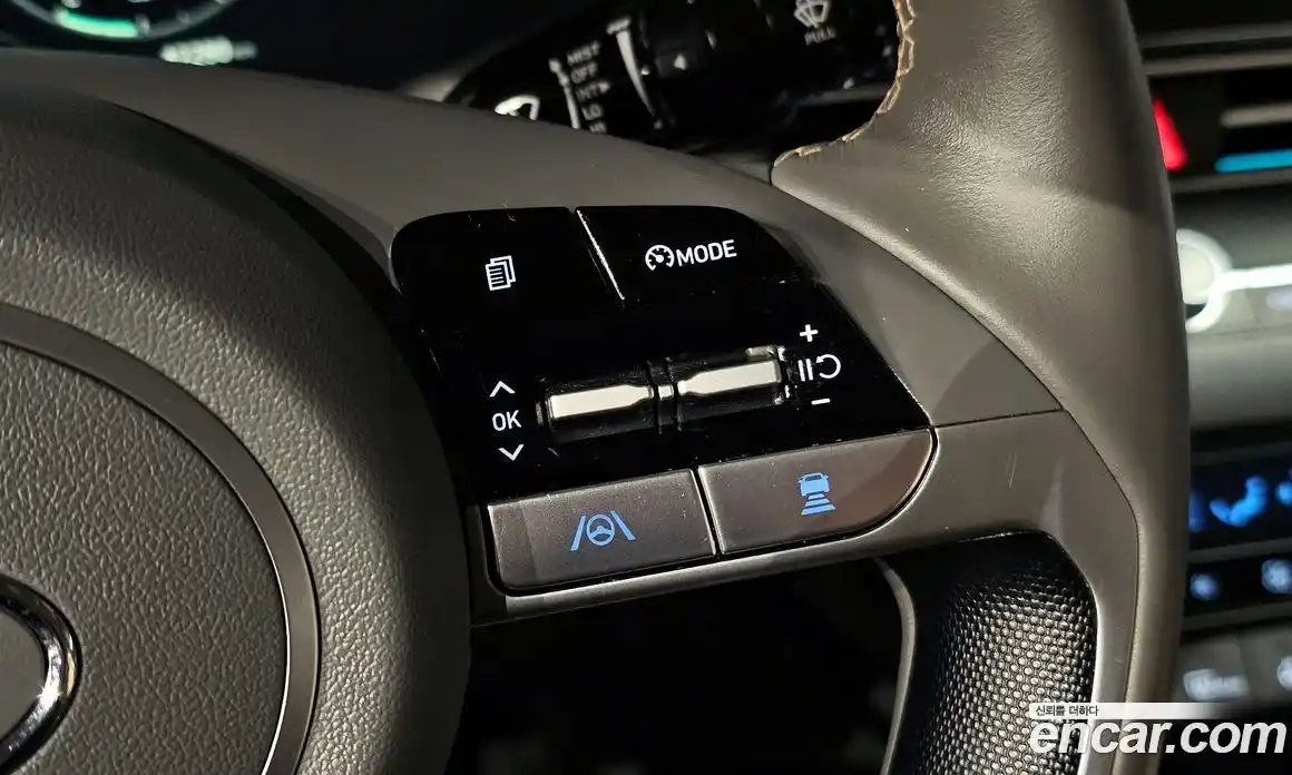 Hyundai Avante 2023 1.6 Автомат в Москве № 47259, фото 10