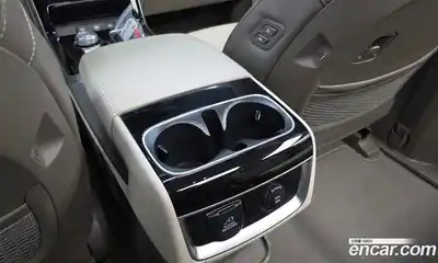 Kia Canival 2023 3.5 Автомат в Москве № 50324, миниатюра 4
