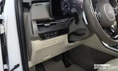 Kia Canival 2023 3.5 Автомат в Москве № 50324, миниатюра 9