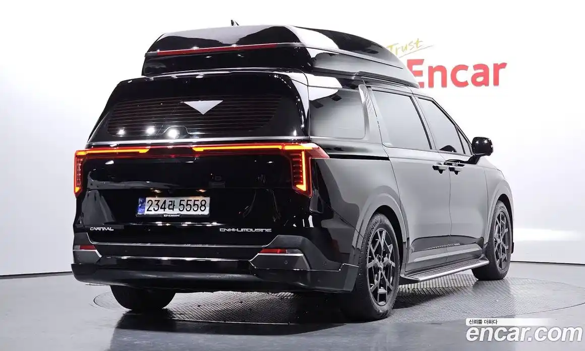 Kia Canival 2024 3.5 Автомат в Москве № 52638, фото 17