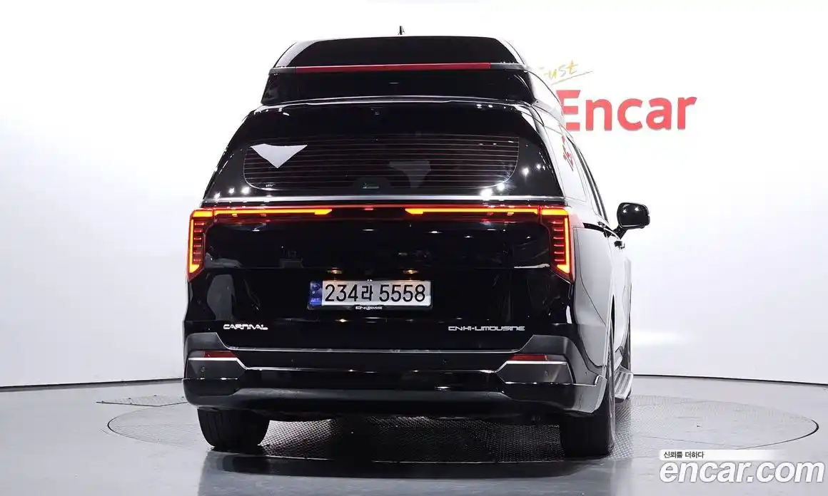 Kia Canival 2024 3.5 Автомат в Москве № 52638, фото 7