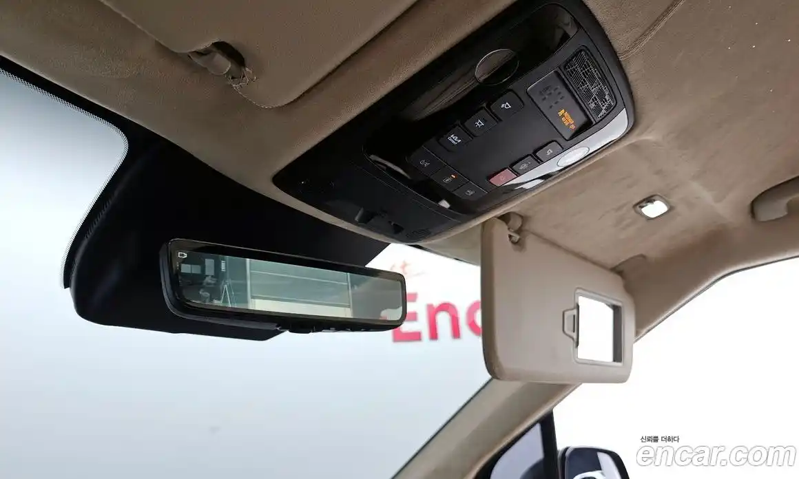 Kia Canival 2024 3.5 Автомат в Москве № 52638, фото 8