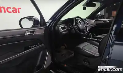 SsangYong Rexton 2018 2.2 Автомат в Москве № 62380, миниатюра 11