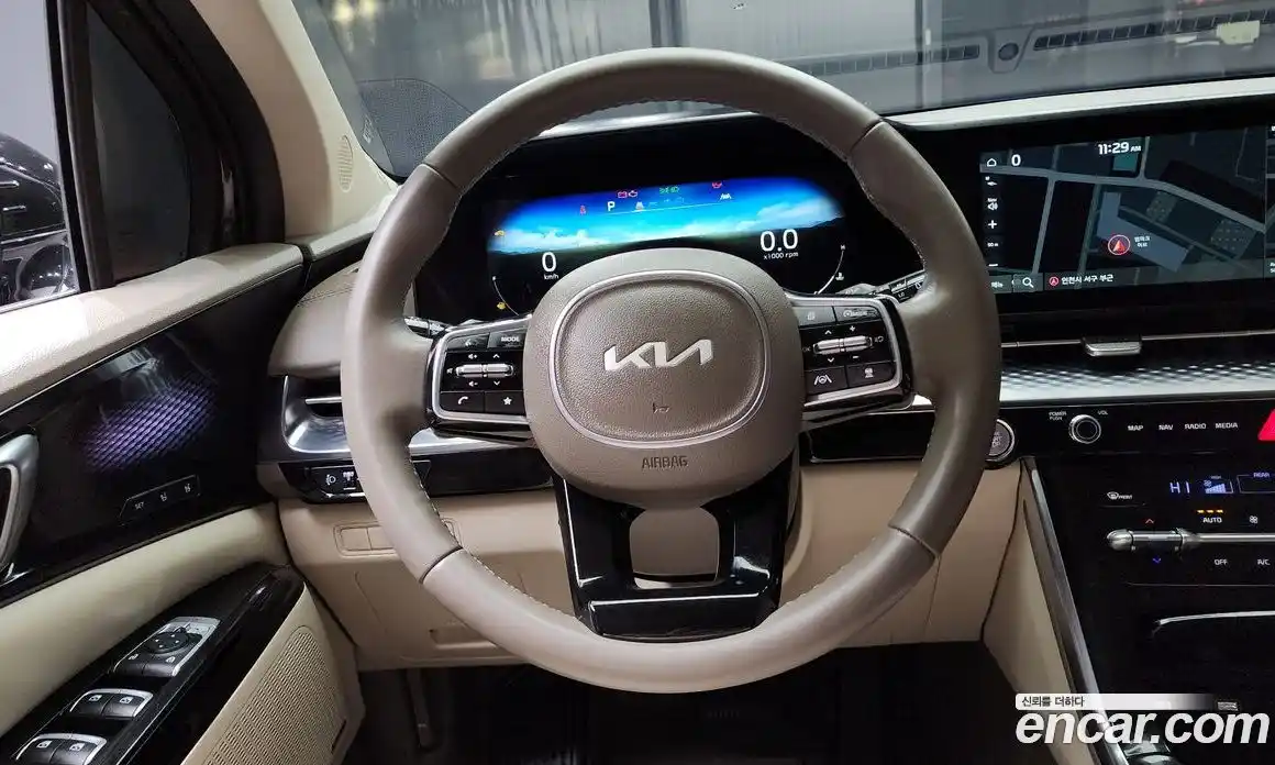 Kia Canival 2023 3.5 Автомат в Москве № 653, фото 15