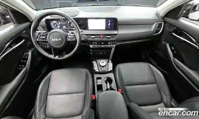 Kia Seltos 2024 1.6 Автомат в Москве № 7117, миниатюра 3