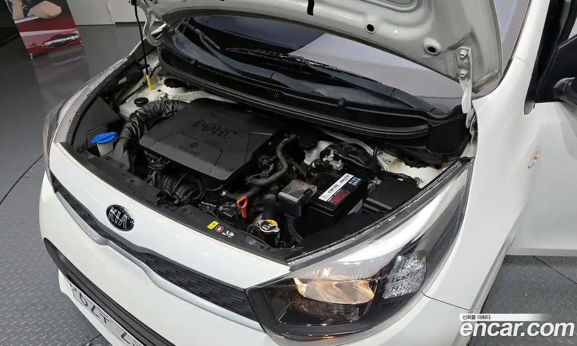 Kia Morning 2017 1.0 Автомат в Москве № 7164, фото 11