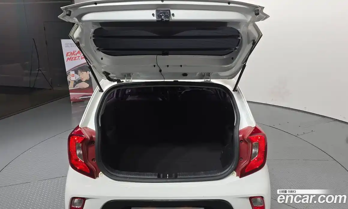 Kia Morning 2017 1.0 Автомат в Москве № 7164, фото 15