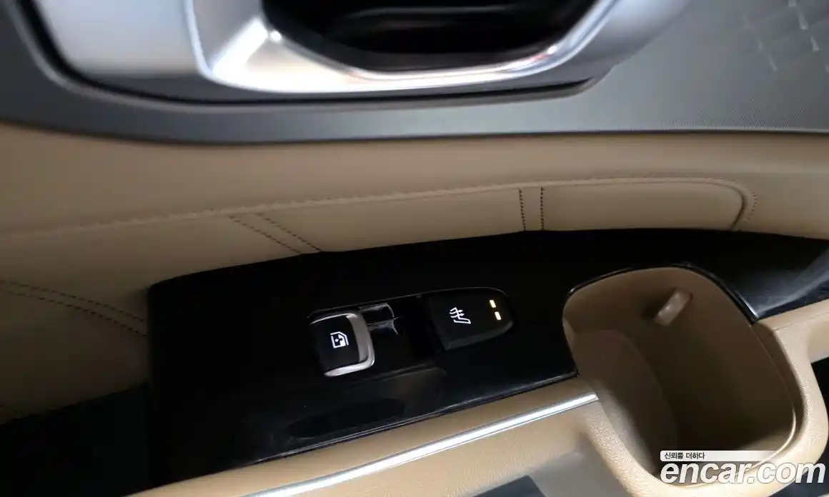 Kia Sorento 2024 1.6 Автомат в Москве № 75117, фото 18