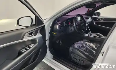 Genesis G70 2018 2.0 Автомат в Москве № 75308, миниатюра 4