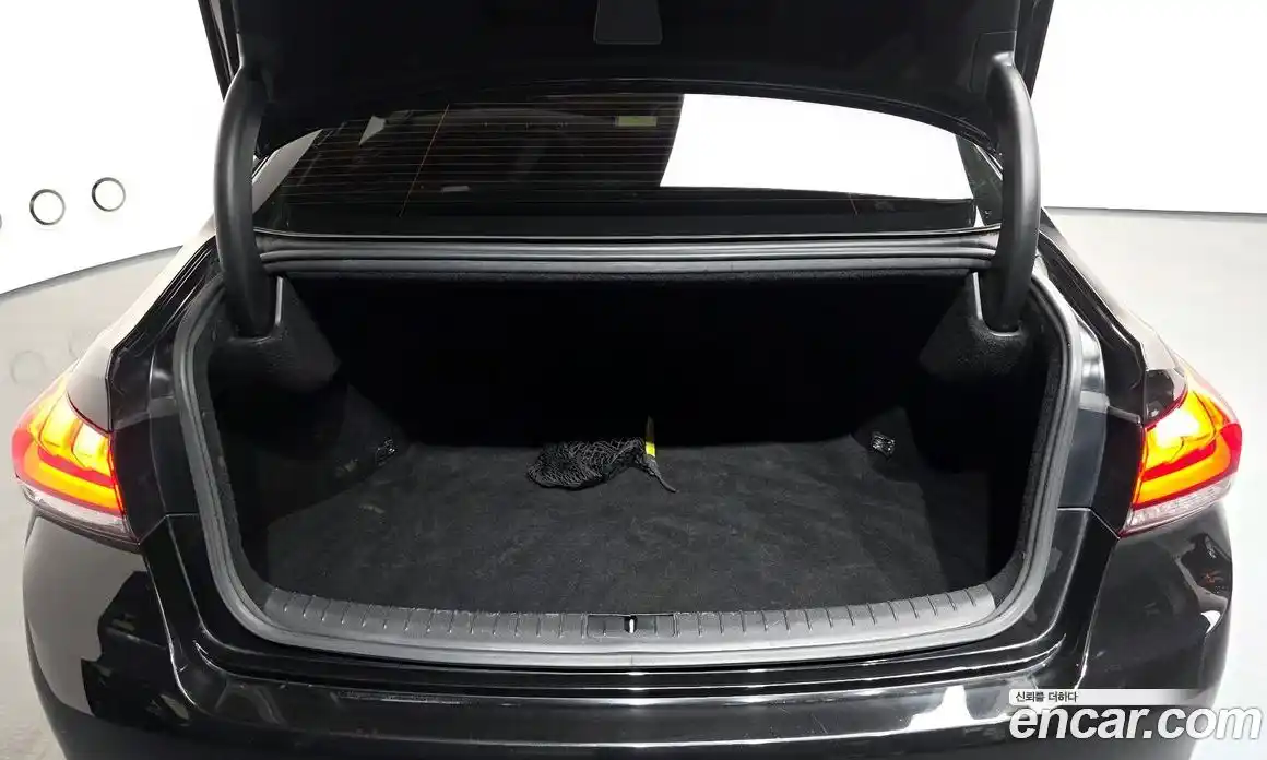 Genesis G80 2018 3.8 Автомат в Москве № 82494, фото 13