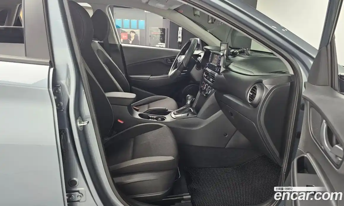 Hyundai Kona 2019 1.6 Автомат в Москве № 9093, фото 14