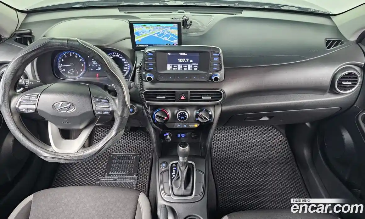Hyundai Kona 2019 1.6 Автомат в Москве № 9093, фото 5