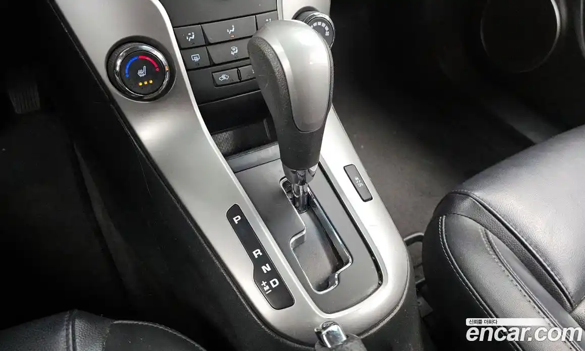 Chevrolet Cruze 2016 1.8 Автомат в Москве № 102980, фото 2