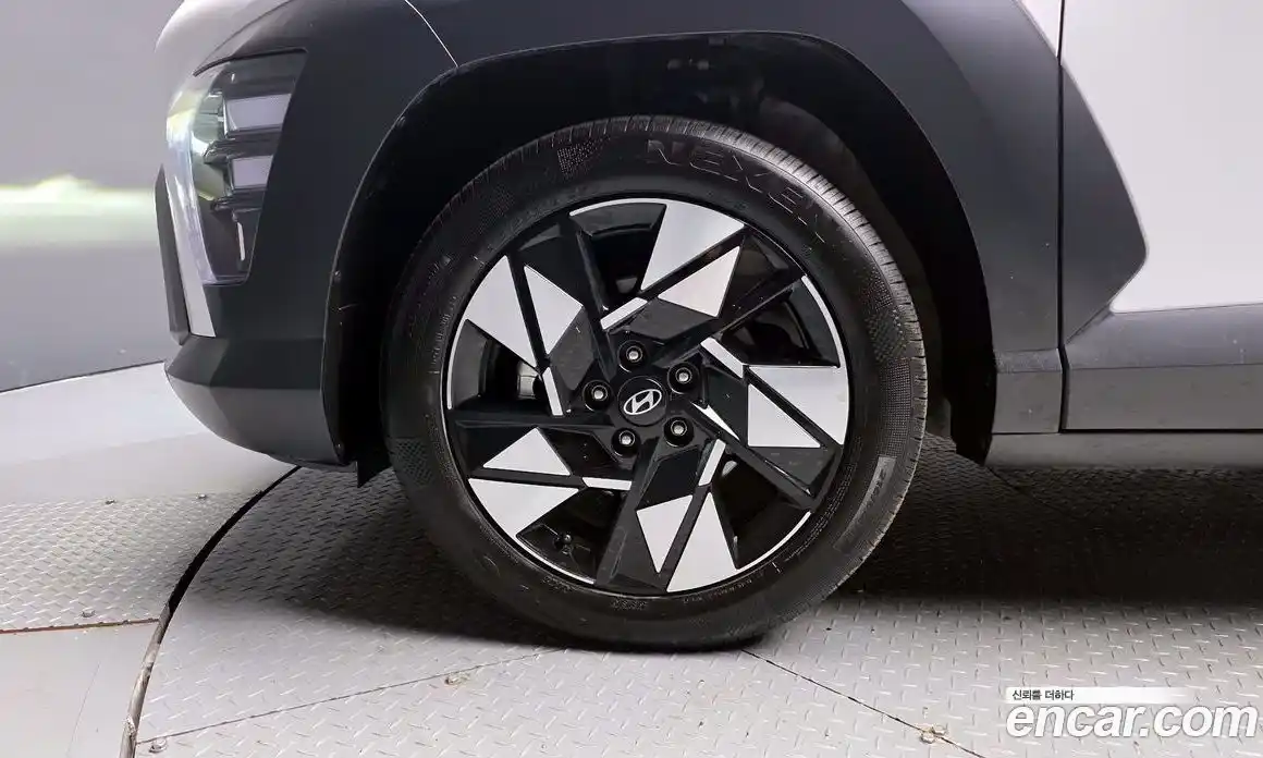 Hyundai Kona 2025 1.6 Автомат в Москве № 108504, фото 14