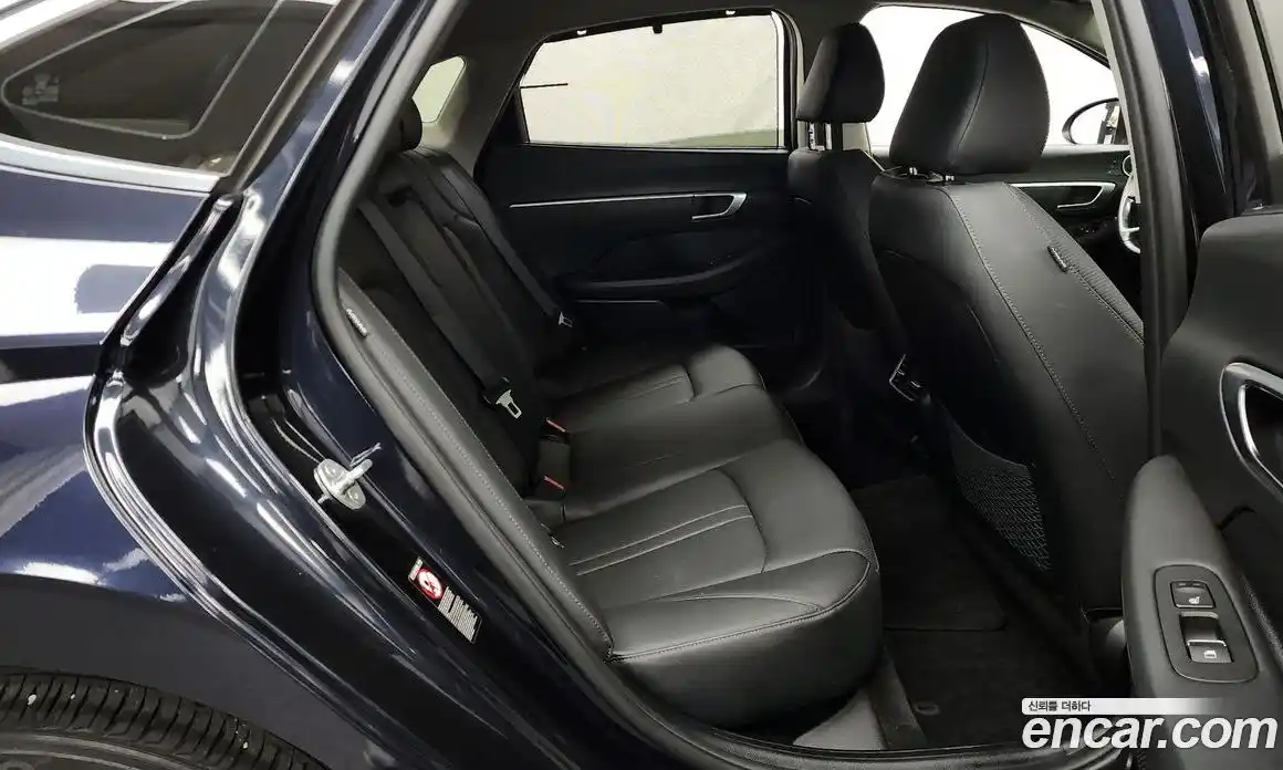 Hyundai Sonata 2021 2.0 Автомат в Москве № 111911, фото 3