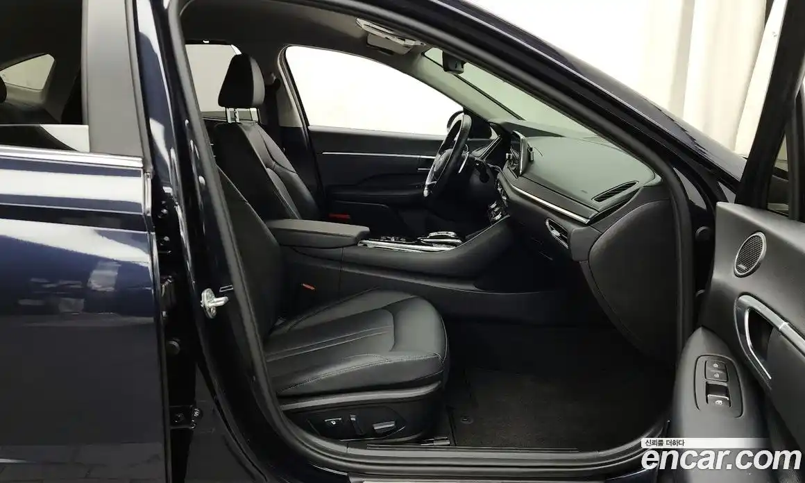 Hyundai Sonata 2021 2.0 Автомат в Москве № 111911, фото 5