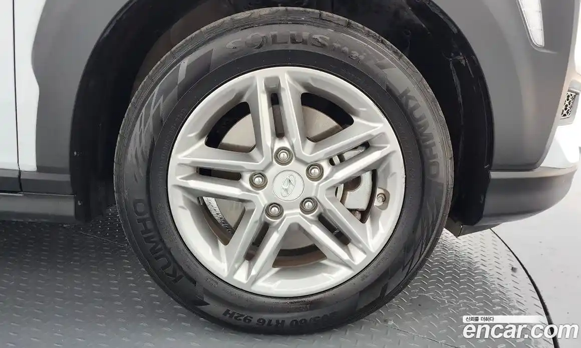 Hyundai Kona 2020 1.6 Автомат в Москве № 112791, фото 13