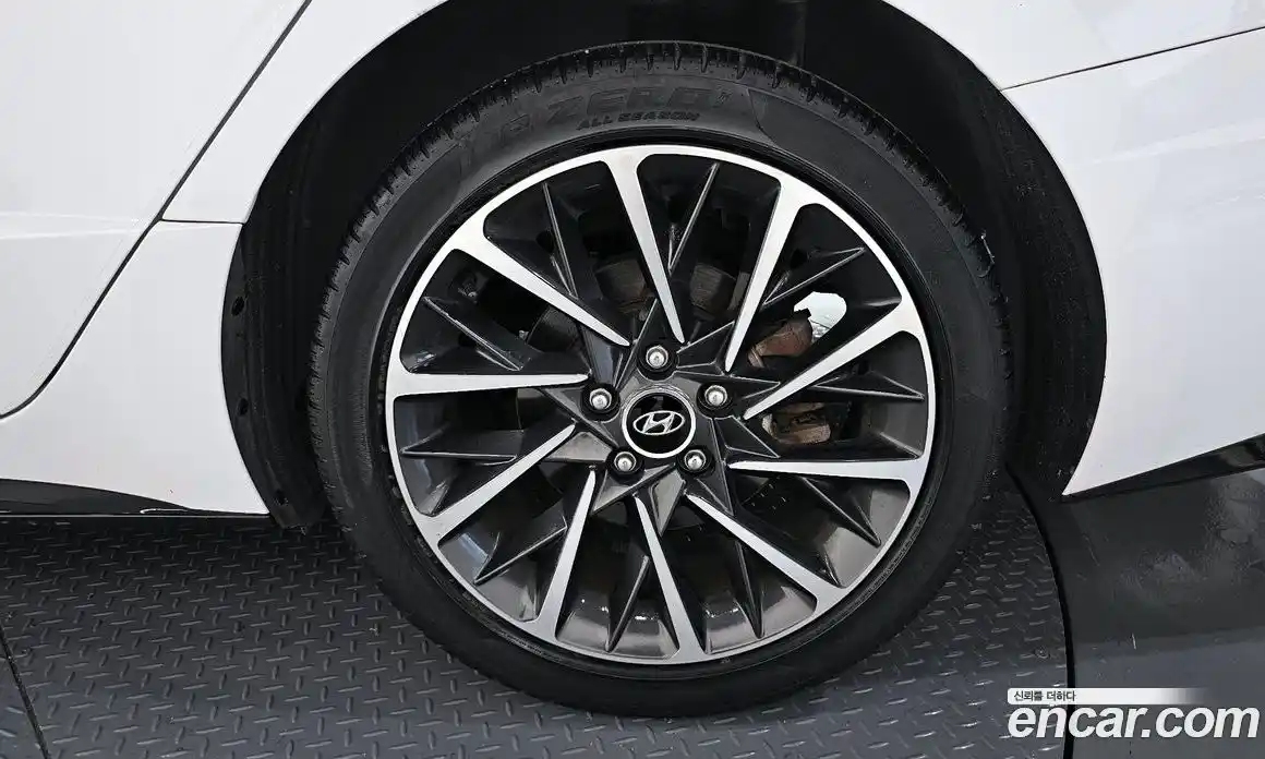 Hyundai Sonata 2022 2.0 Автомат в Москве № 112844, фото 12