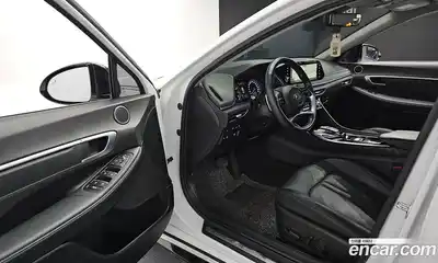Hyundai Sonata 2022 2.0 Автомат в Москве № 112844, миниатюра 2