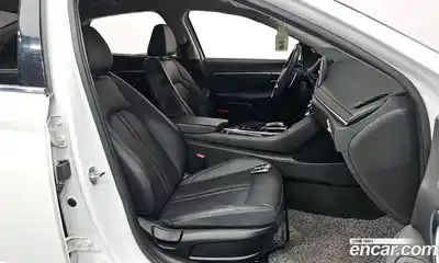 Hyundai Sonata 2022 2.0 Автомат в Москве № 112844, миниатюра 10