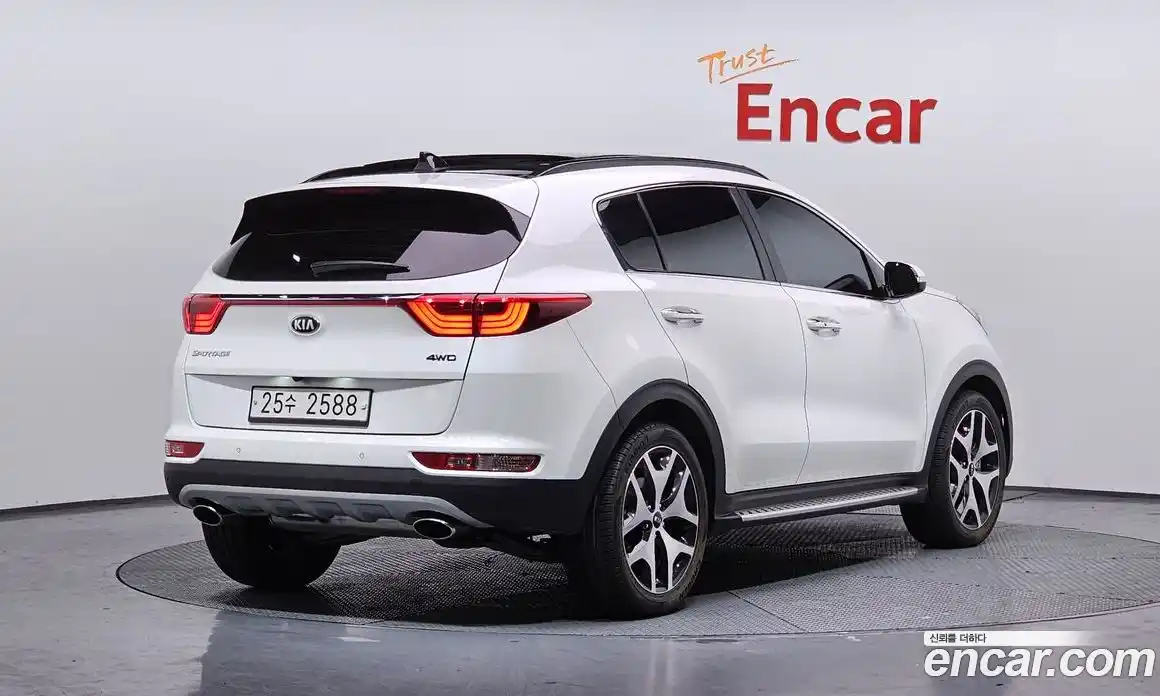 Kia Sportage 2018 2.0 Автомат в Москве № 115263, фото 10