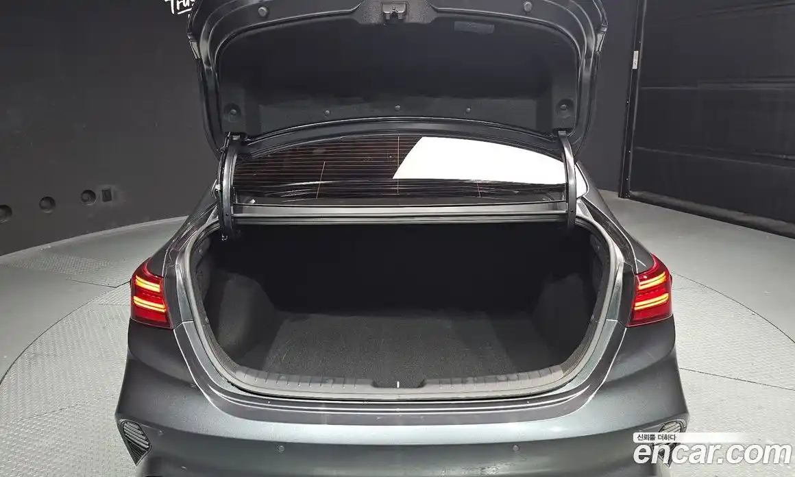 Kia K3 2024 1.6 Автомат в Москве № 115447, фото 10