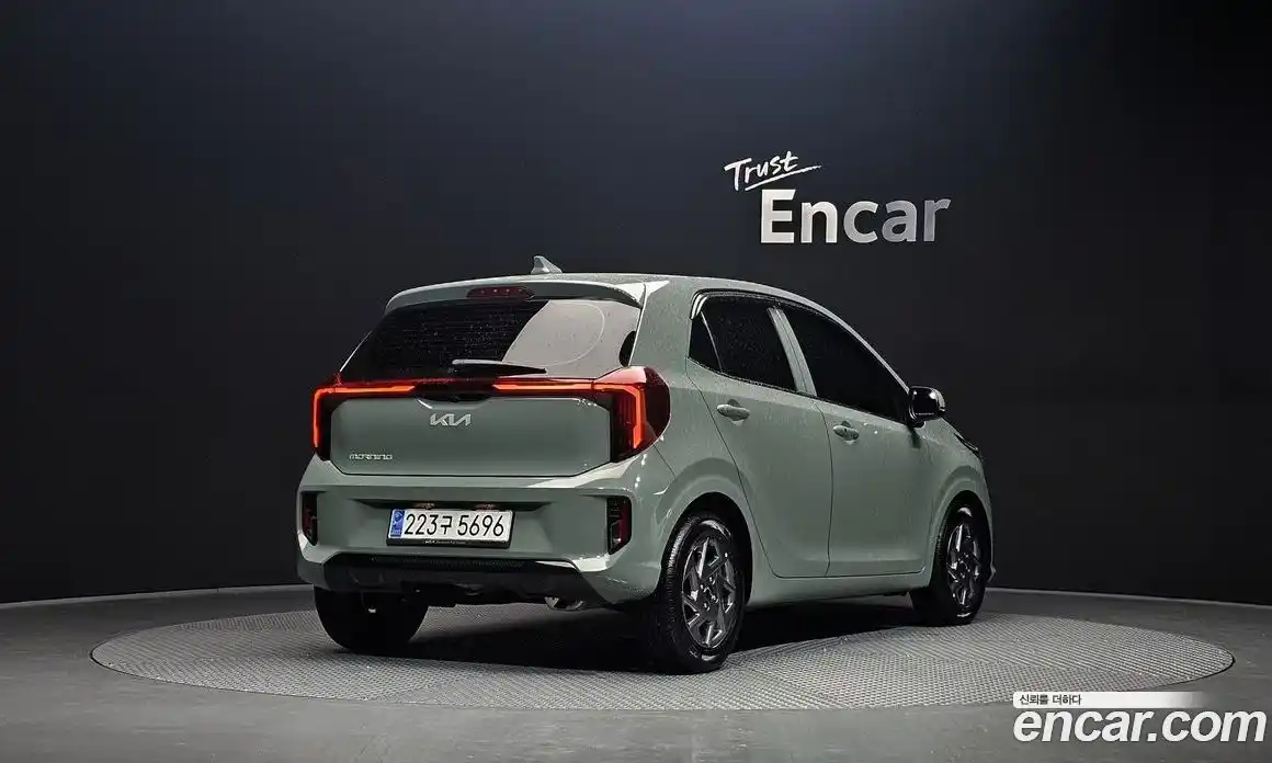 Kia Morning 2024 1.0 Автомат в Москве № 115726, фото 8