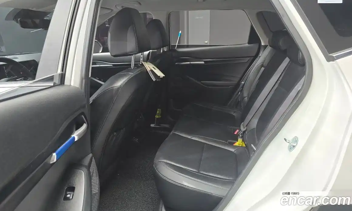 Kia Seltos 2025 1.6 Автомат в Москве № 115736, фото 5