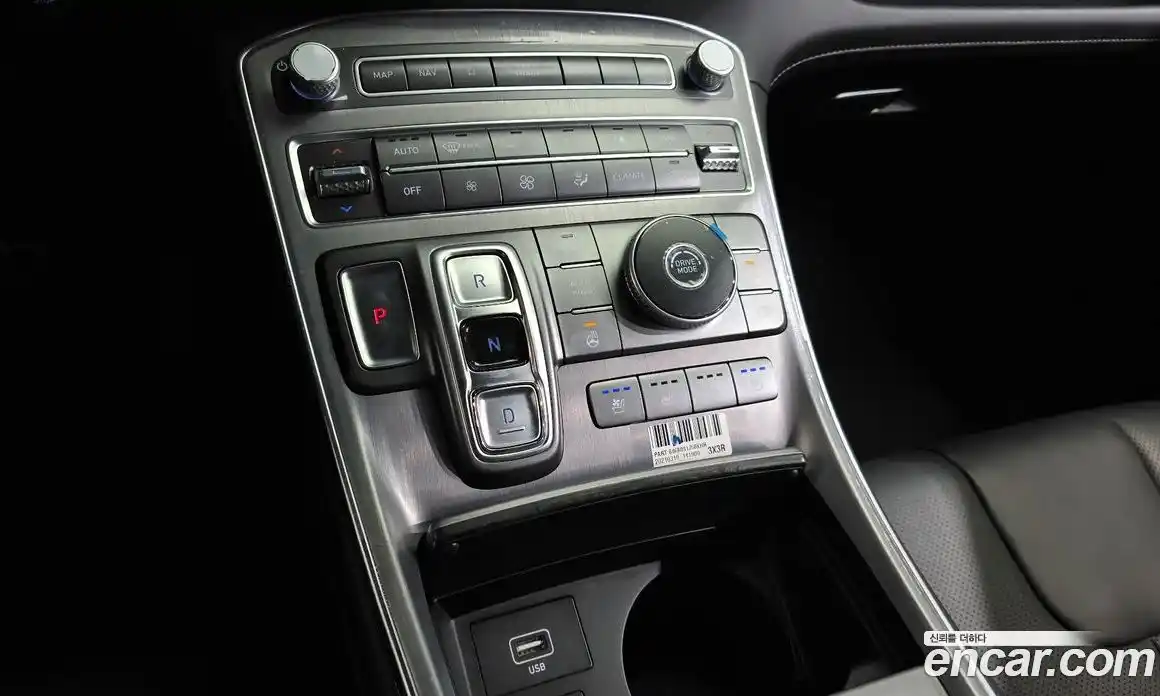 Hyundai Santa Fe 2021 2.2 Автомат в Москве № 119960, фото 16