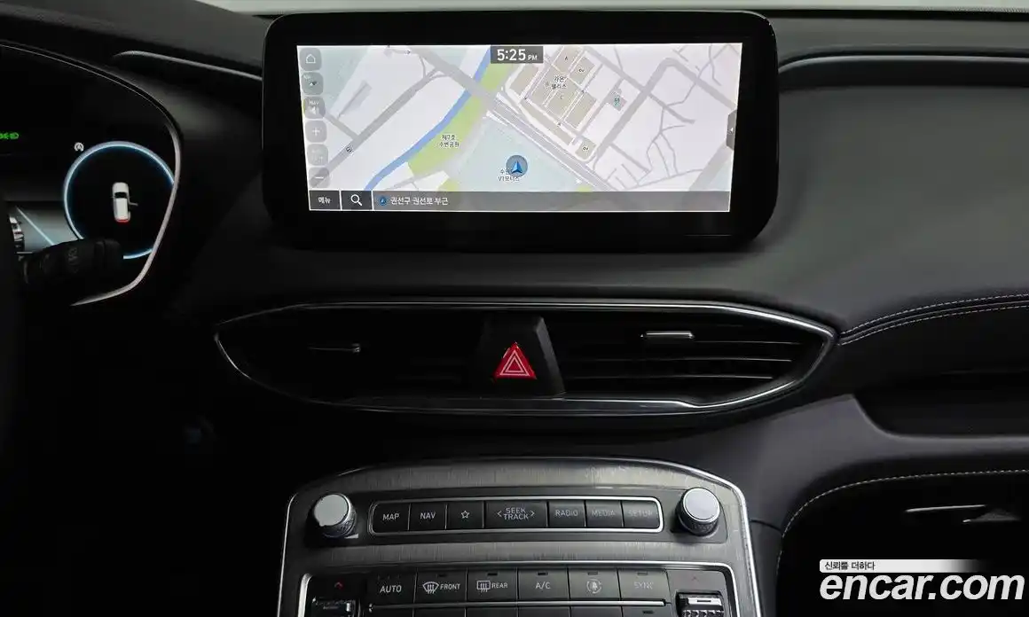 Hyundai Santa Fe 2021 2.2 Автомат в Москве № 119960, фото 6