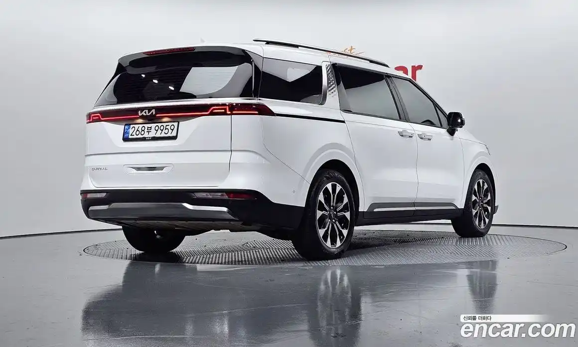 Kia Canival 2023 2.2 Автомат в Москве № 121444, фото 20