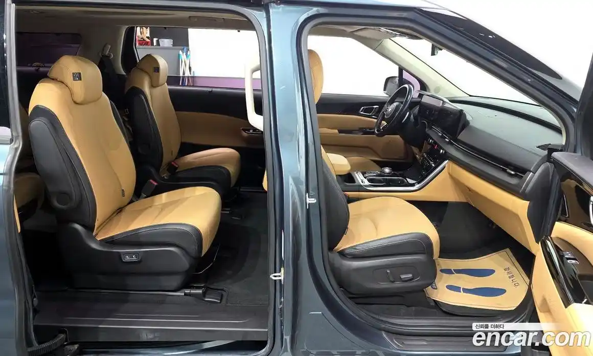 Kia Canival 2021 2.2 Автомат в Москве № 121581, фото 13