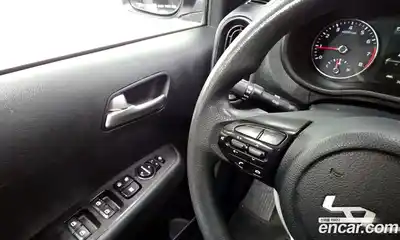 Kia Morning 2022 1.0 Автомат в Москве № 122131, миниатюра 6