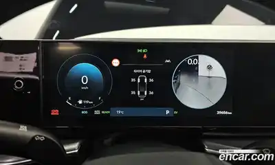 Hyundai Grandeur 2023 1.6 Автомат в Москве № 126057, миниатюра 9