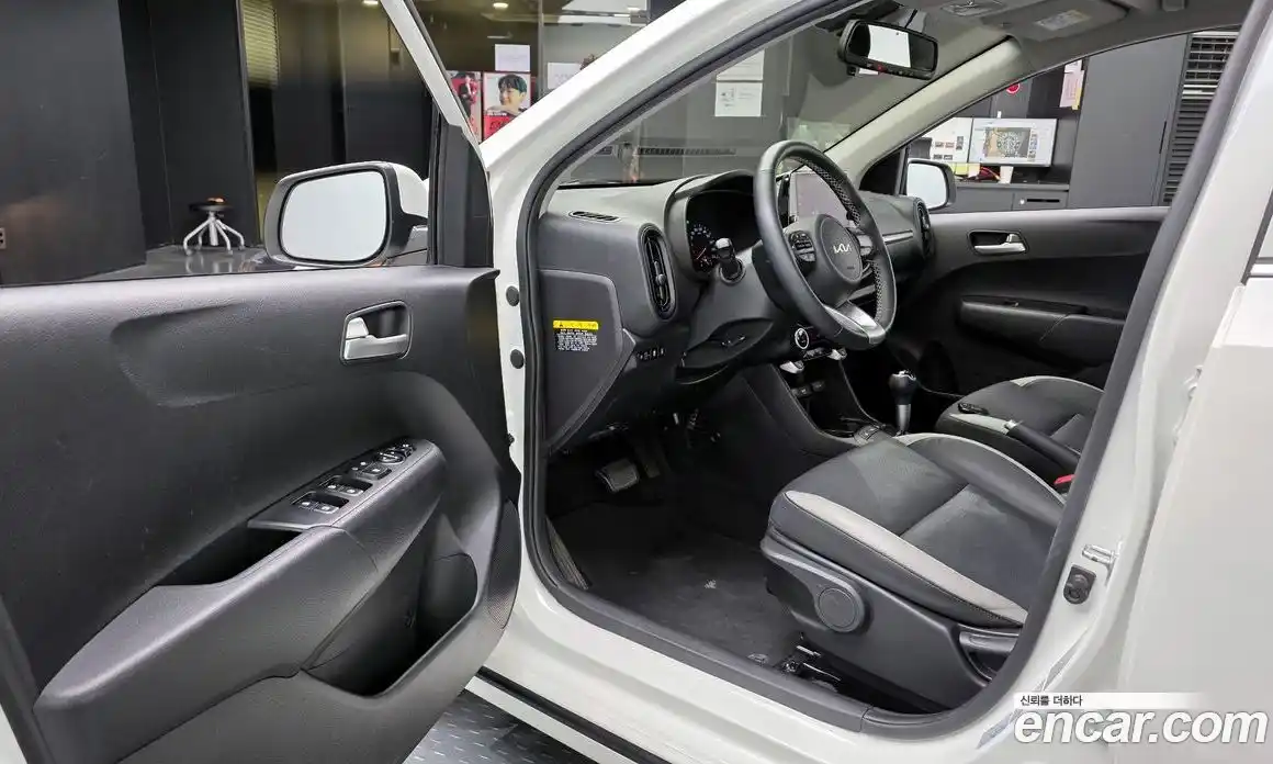 Kia Morning 2023 1.0 Автомат в Москве № 128333, фото 20