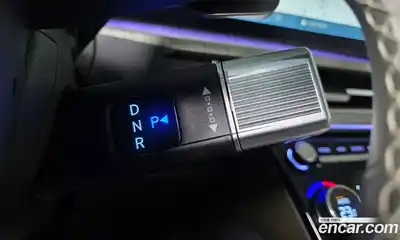 Hyundai Santa Fe 2024 1.6 Автомат в Москве № 129322, миниатюра 12