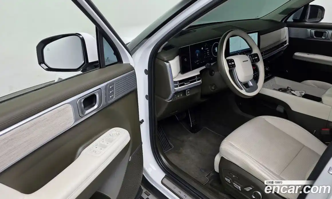 Hyundai Santa Fe 2024 1.6 Автомат в Москве № 129322, фото 15