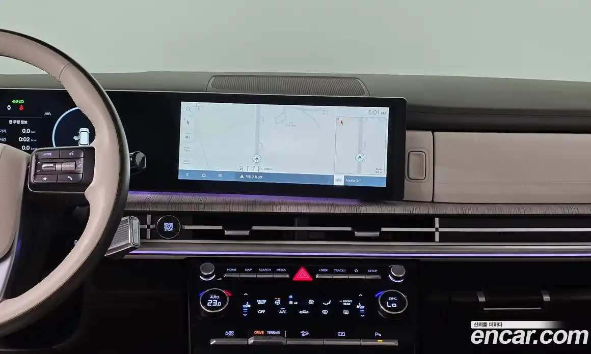 Hyundai Santa Fe 2024 1.6 Автомат в Москве № 129322, фото 19