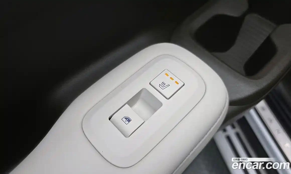 Hyundai Santa Fe 2024 1.6 Автомат в Москве № 129322, фото 7